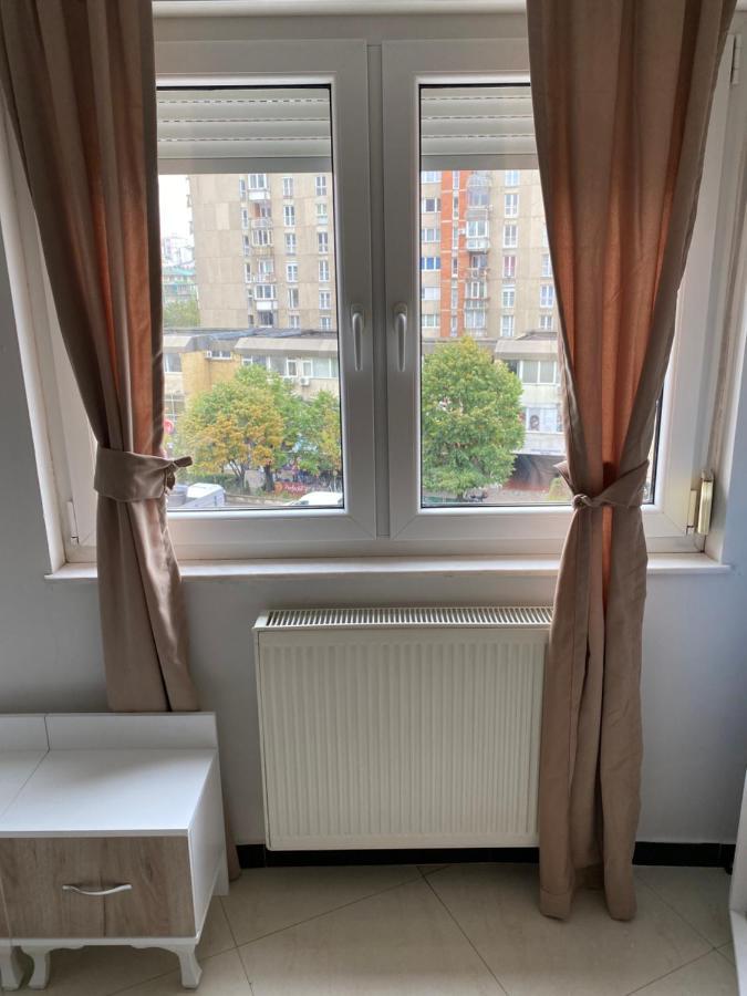 Capital Apartment Prishtina Pristina Buitenkant foto
